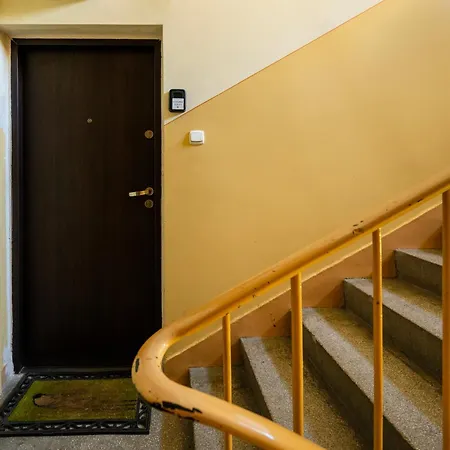 公寓 Niciarniana Homely *