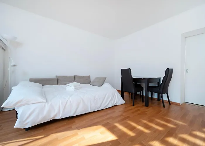 Niciarniana Homely * Łódź